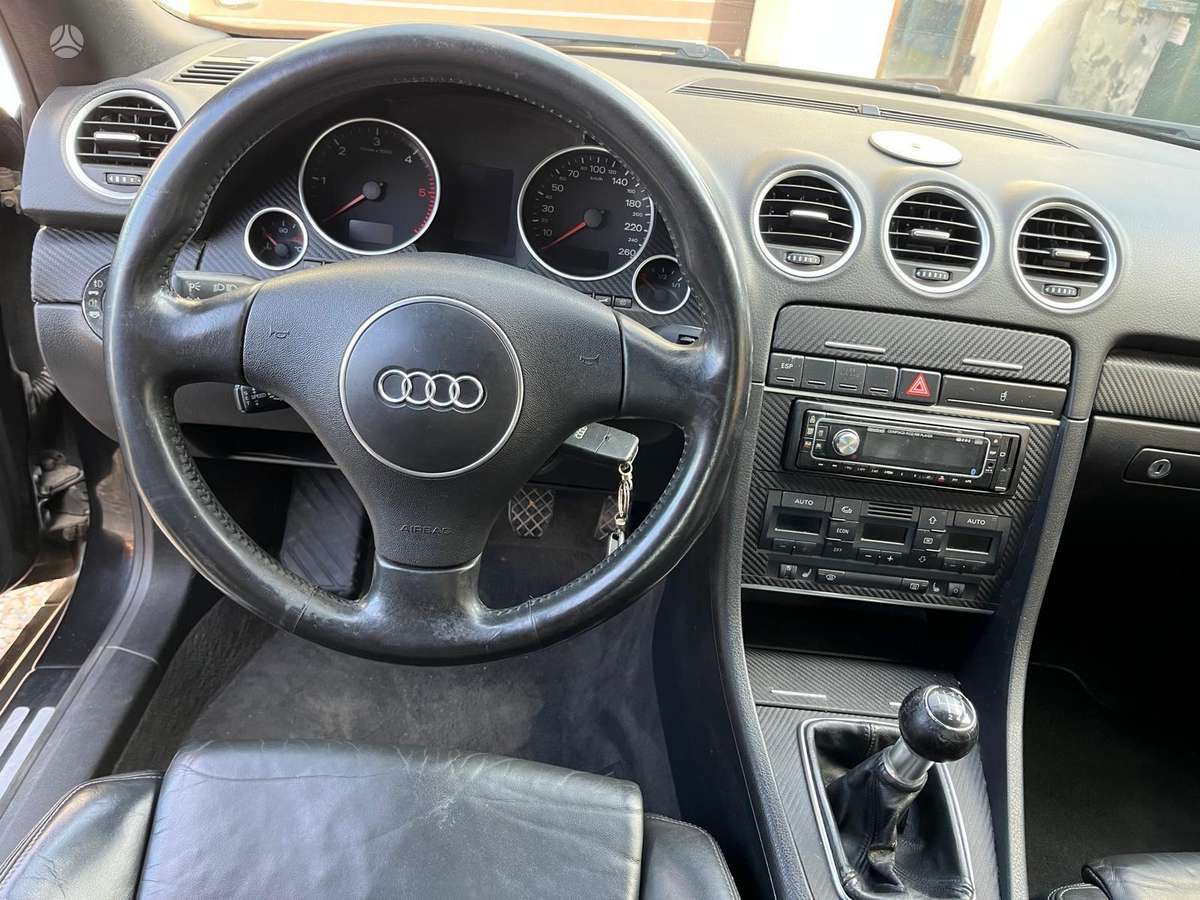 Audi A4, 2.5 l., convertible