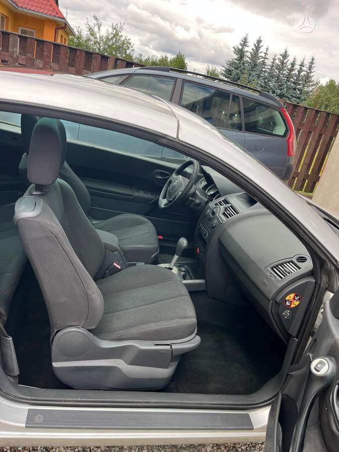 Renault Megane - 5