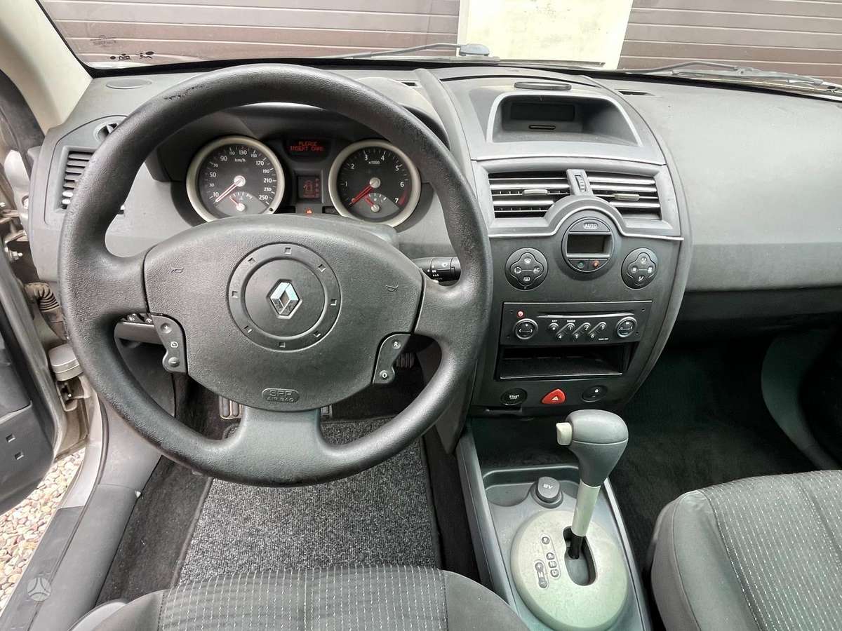 Renault Megane - 7