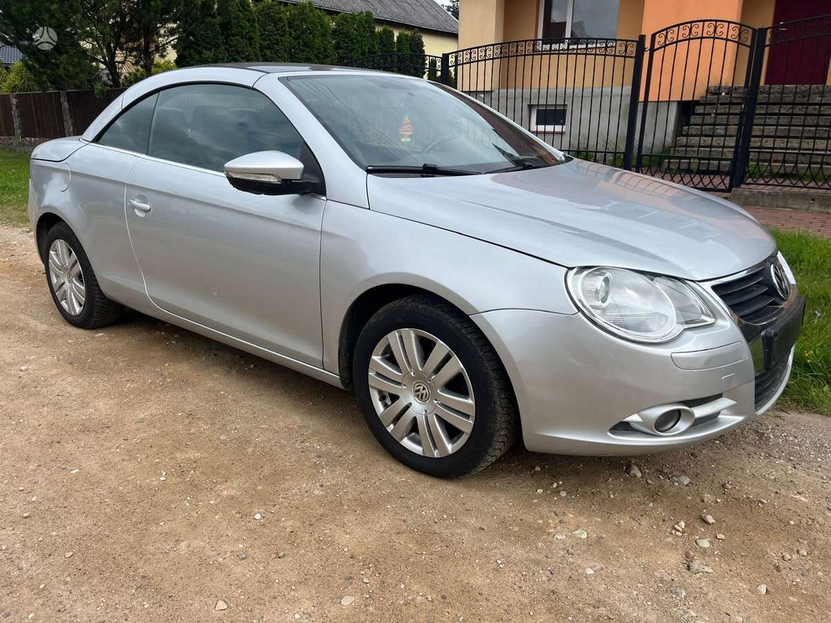 Volkswagen Eos, 2.0 l., convertible