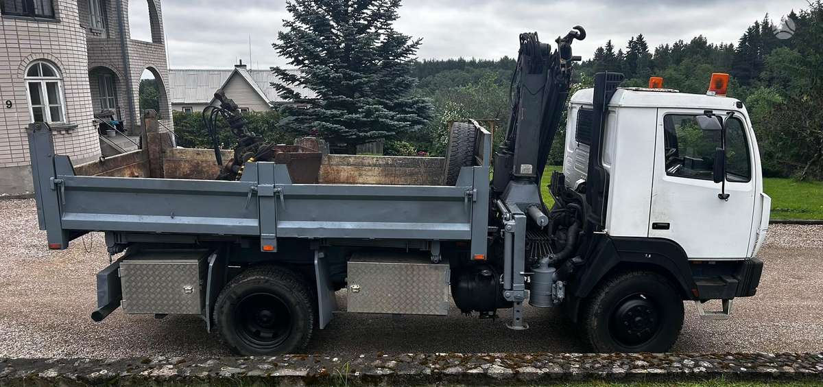 -Kita- STEYR 13S21, самосвалы с краном