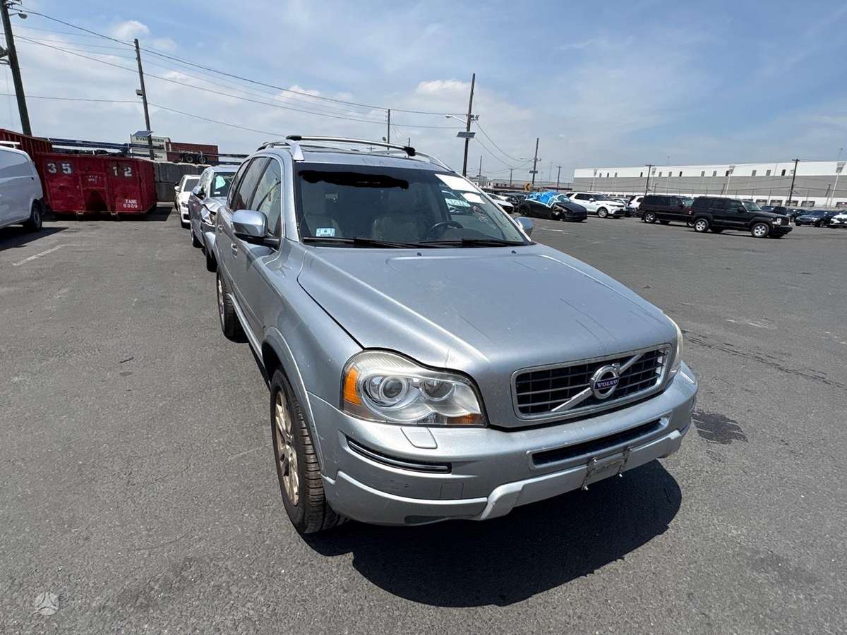 Volvo XC90 - 3