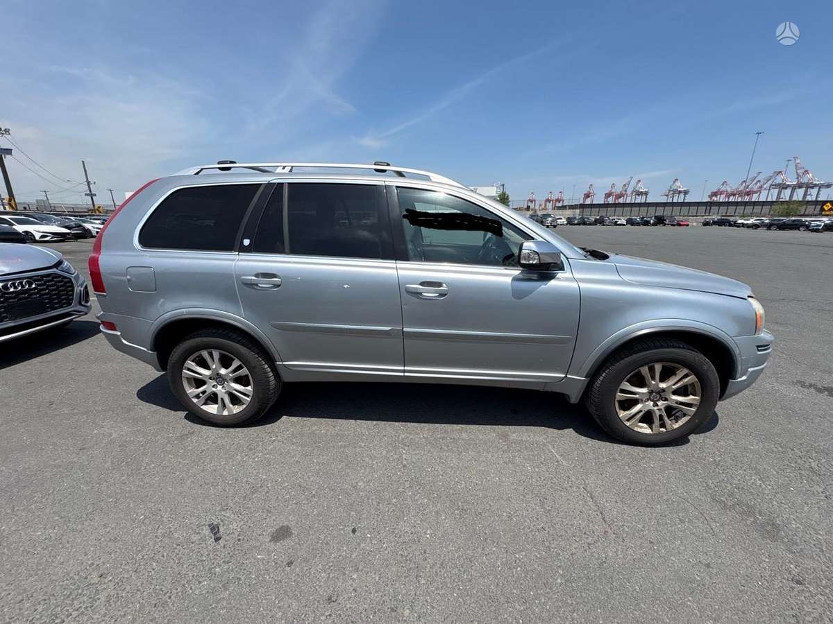 Volvo XC90 - 4