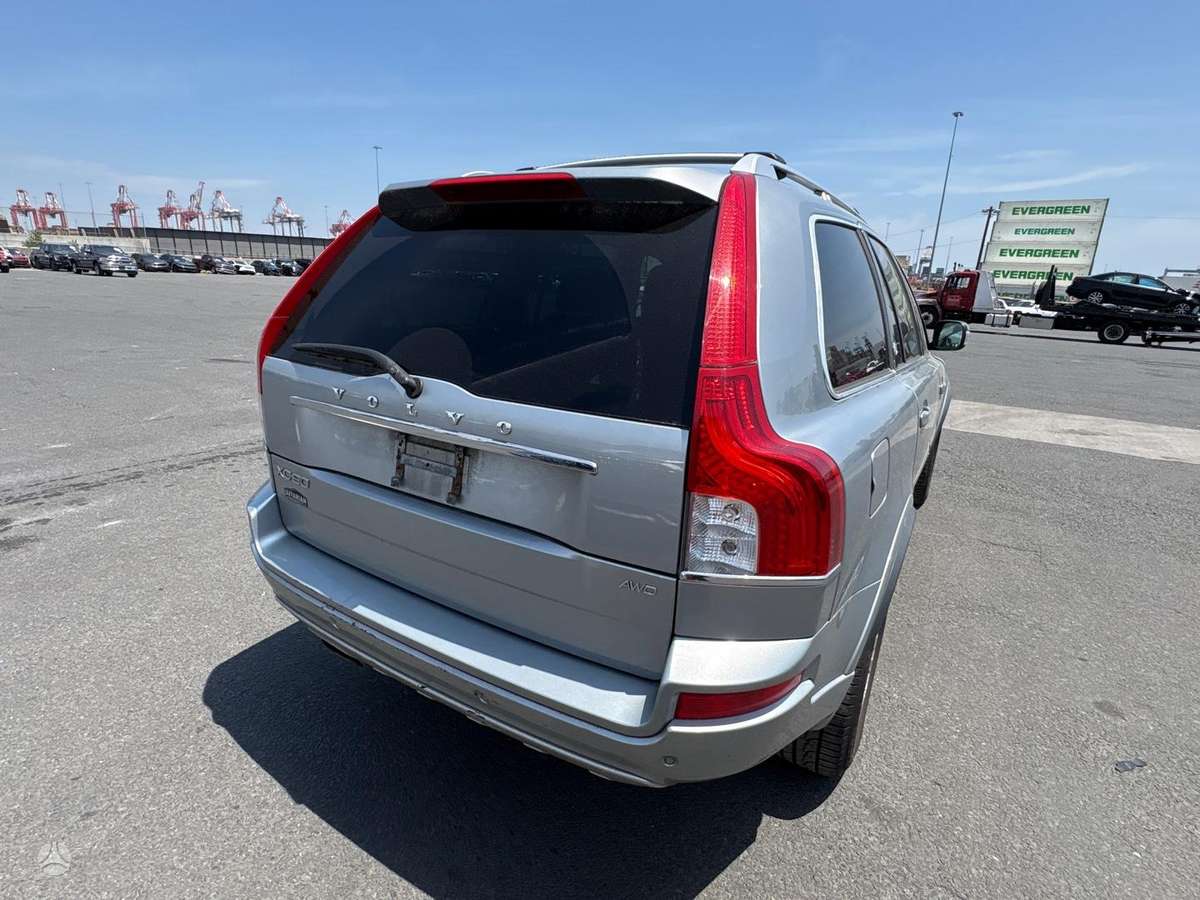 Volvo XC90 - 5