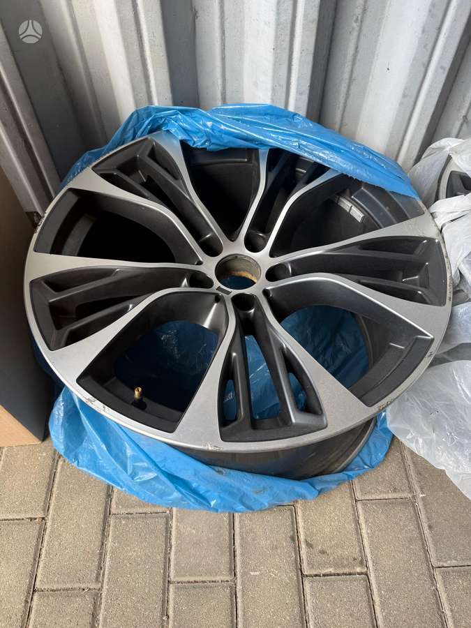 BMW, lengvojo lydinio, R21