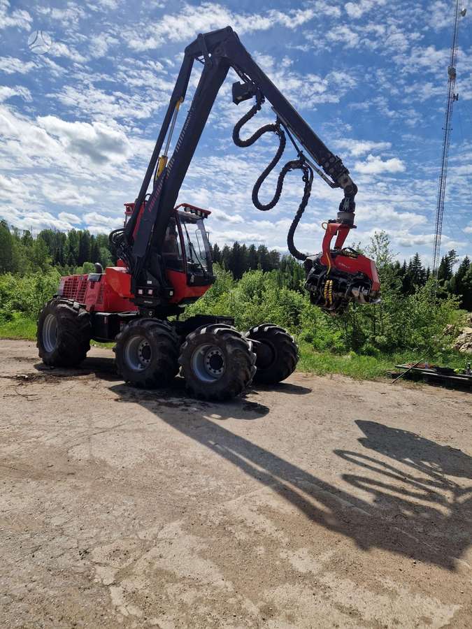 Komatsu 911.5 (H569), харвестеры