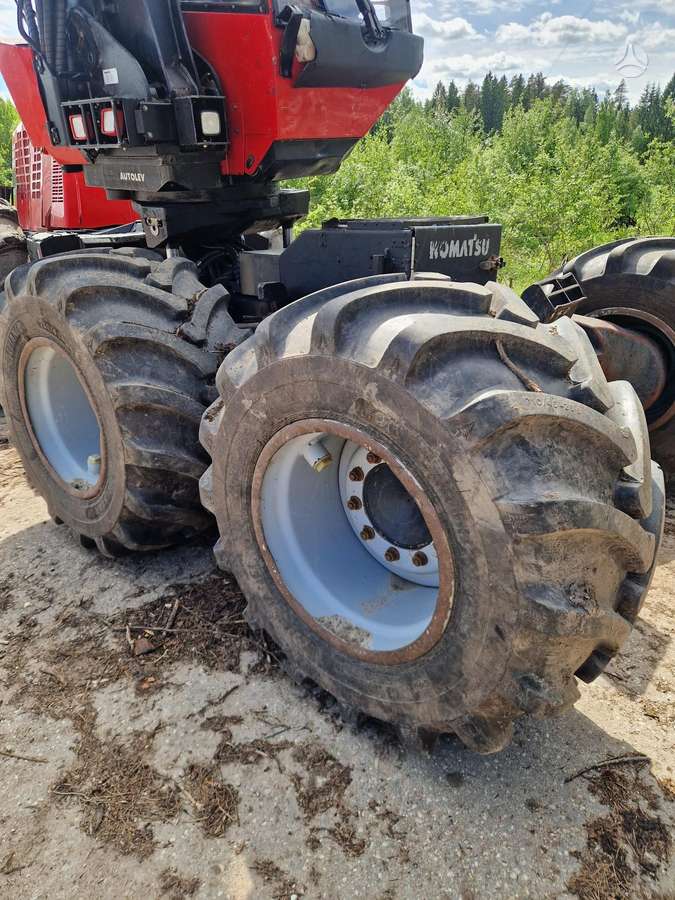 Komatsu 911.5 (H569), harvesters