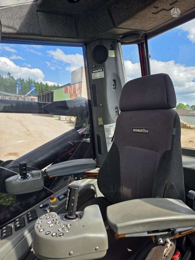 Komatsu 911.5 (H569), харвестеры