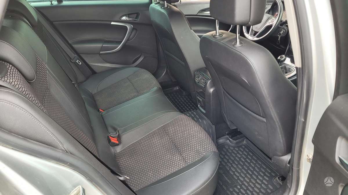 Opel Insignia, 2.0 l., Универсал