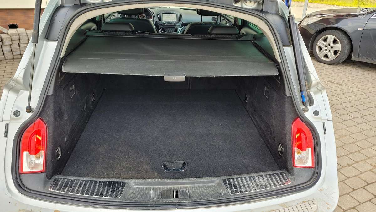 Opel Insignia, 2.0 l., Универсал