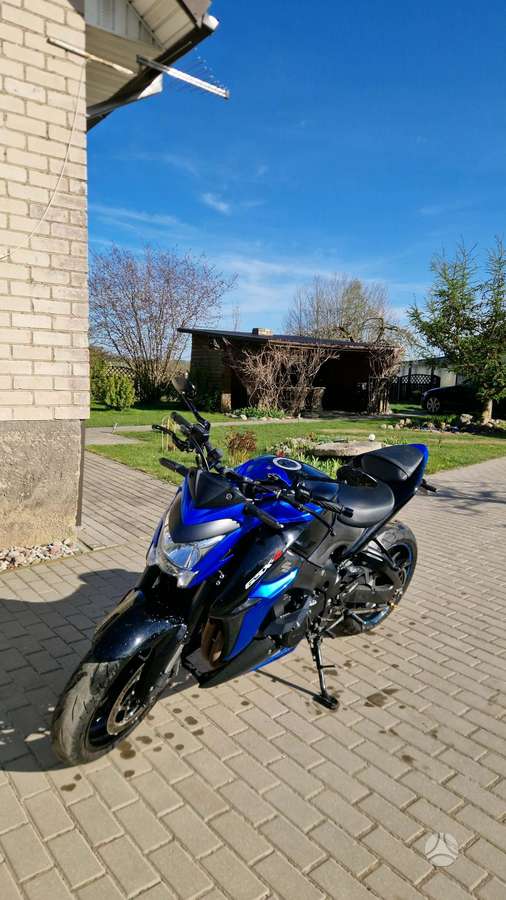 Suzuki GSX-S 1000cc, street / classic