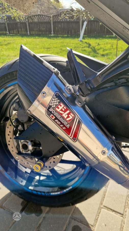 Suzuki GSX-S 1000cc, street / classic