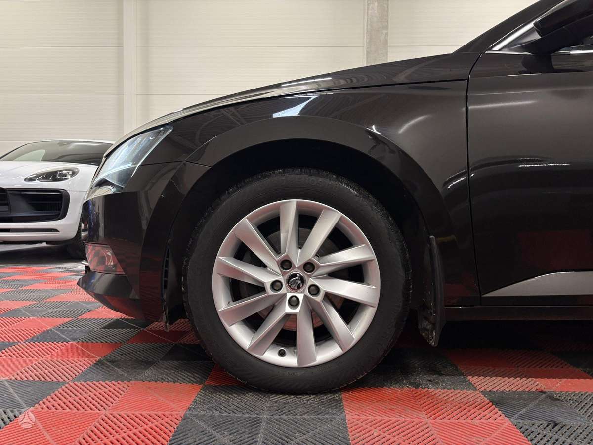 Skoda Superb, 2.0 l., Универсал