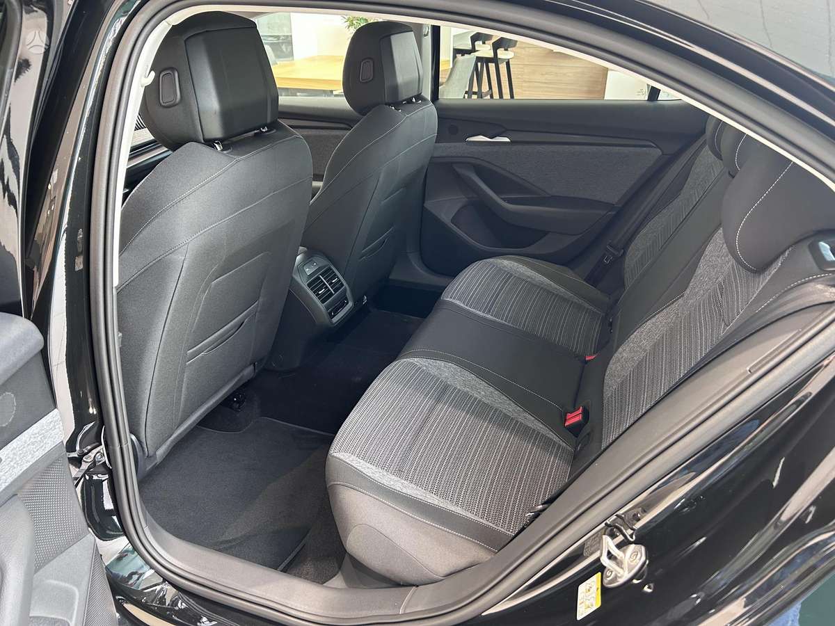 Skoda Superb, 2.0 l., hatchback
