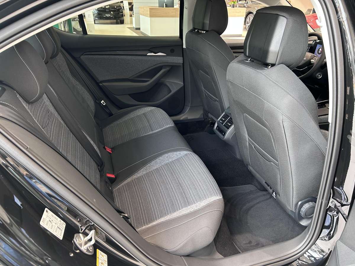 Skoda Superb, 2.0 l., hatchback