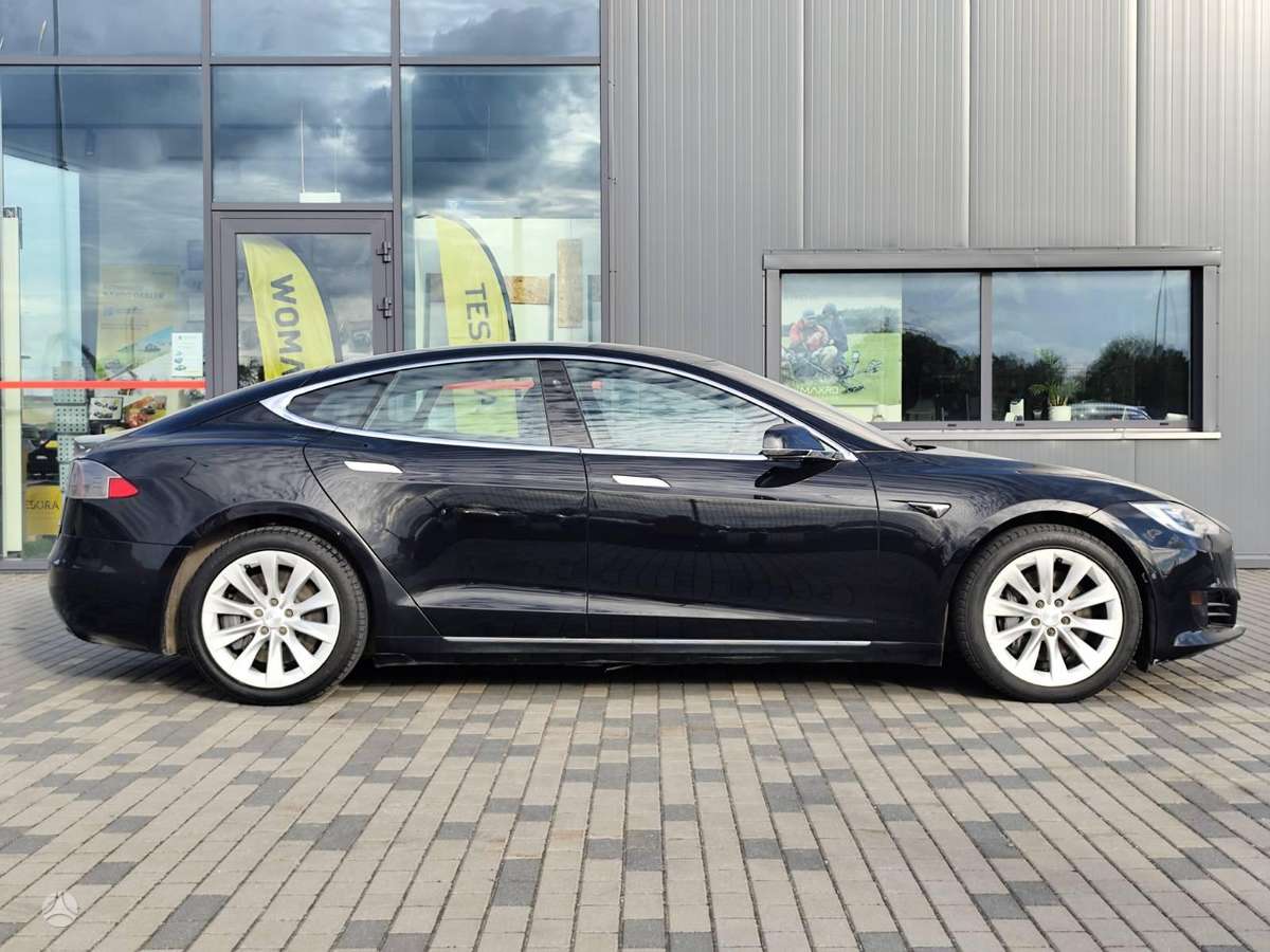 Tesla Model S, 100 kWh, hatchback