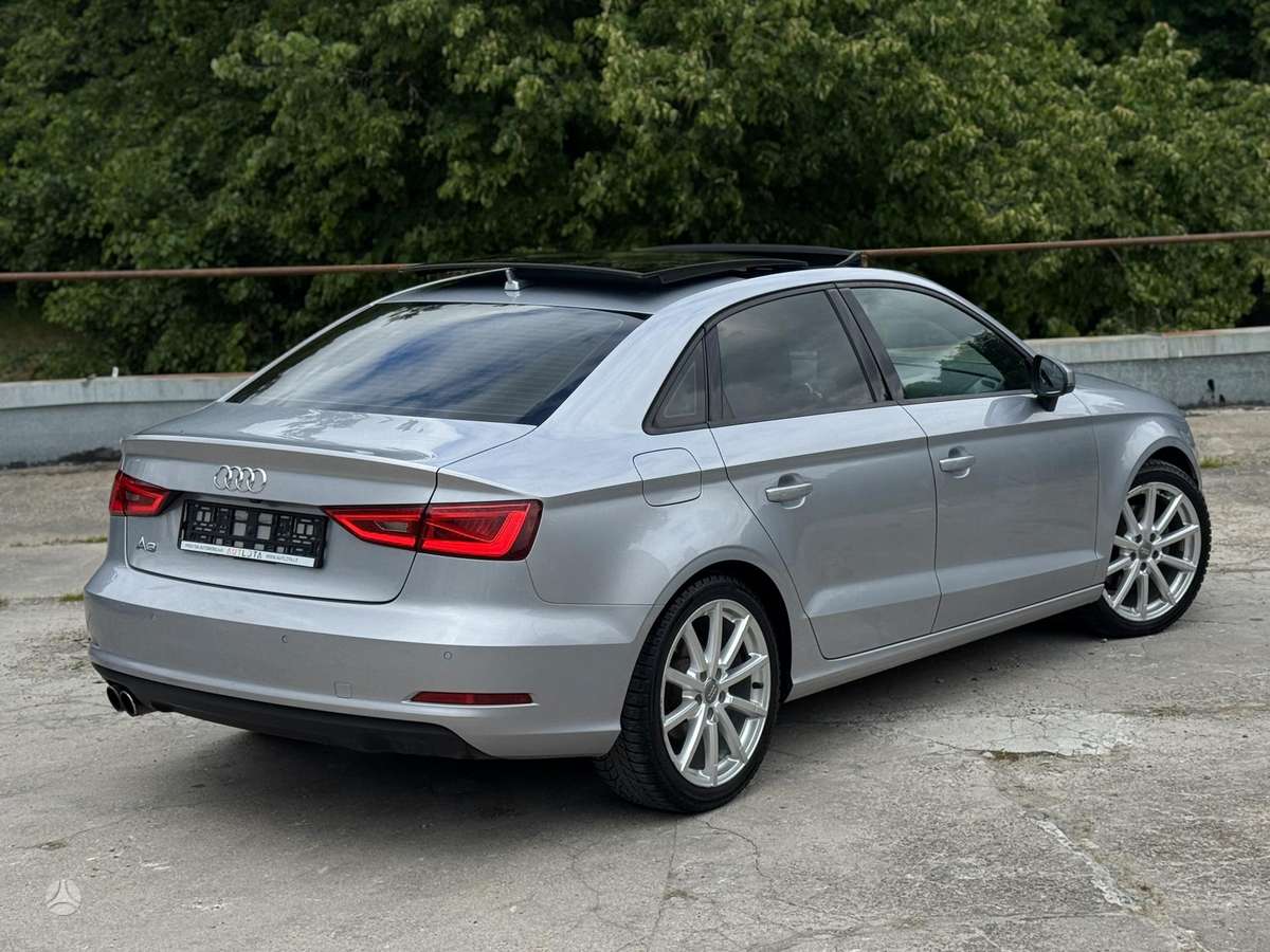 Audi A3, 1.8 l., Седан