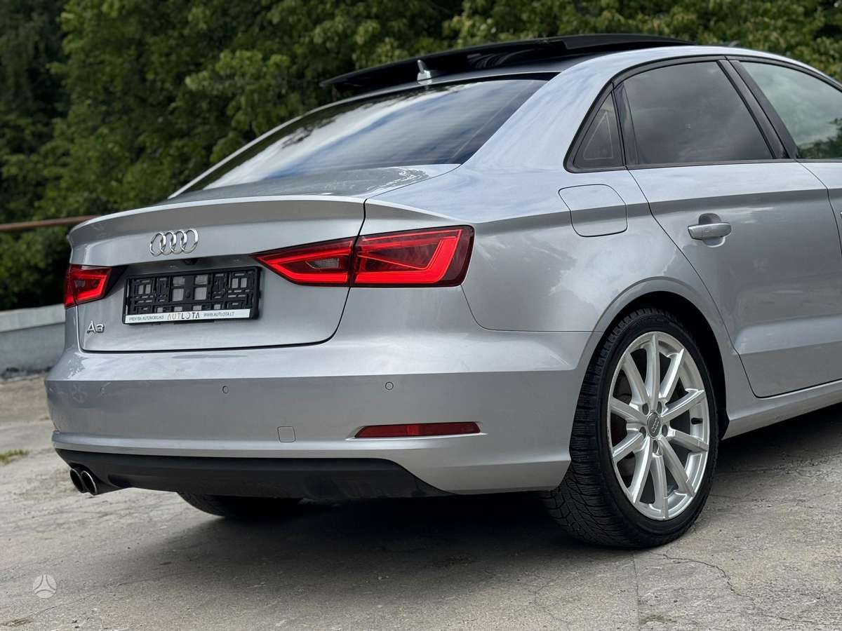 Audi A3, 1.8 l., Седан