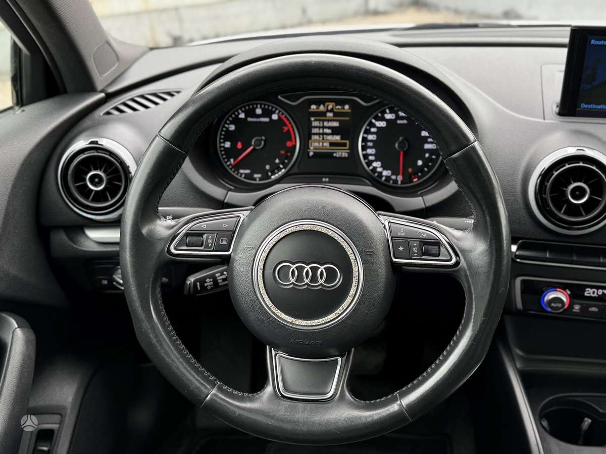 Audi A3, 1.8 l., Седан