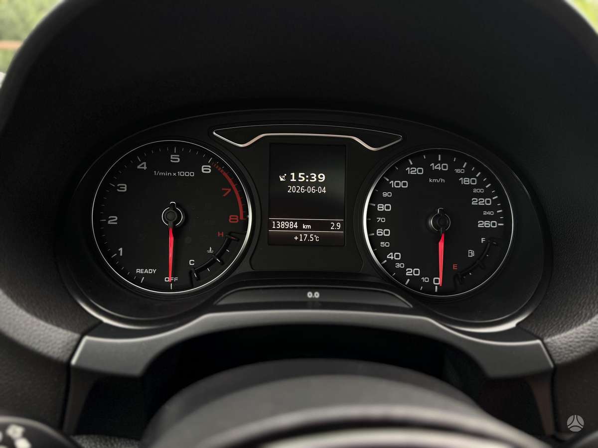 Audi A3, 1.8 l., Седан