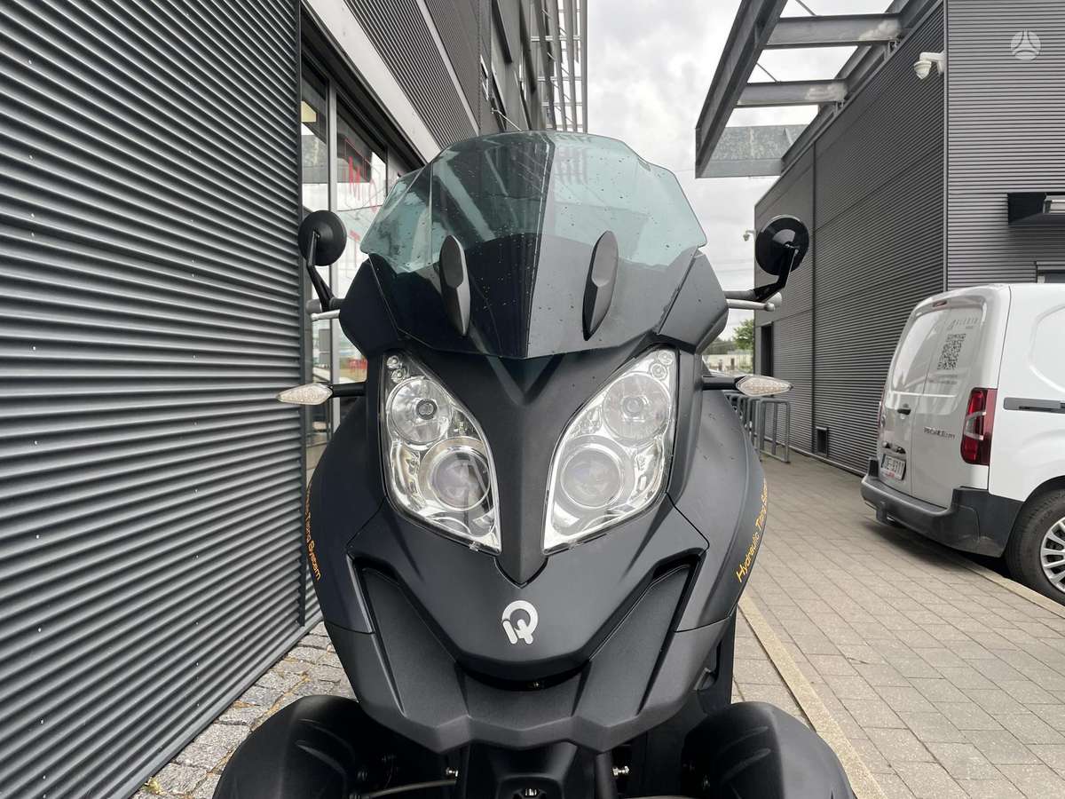 Quadro 350D 320cc, trikes