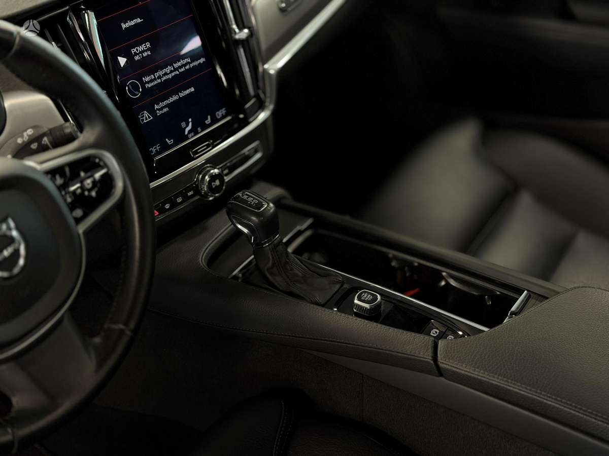Volvo V90, 2.0 l., Универсал