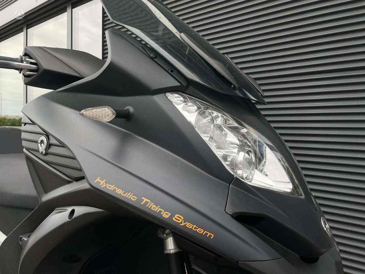 Quadro 350D 320cc, трициклы