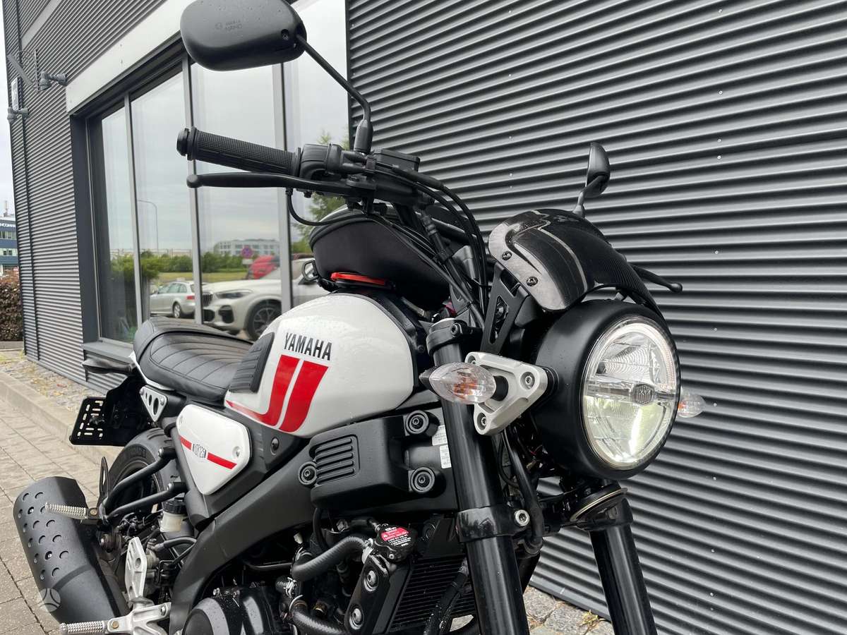 Yamaha XSR 125cc, street / classic