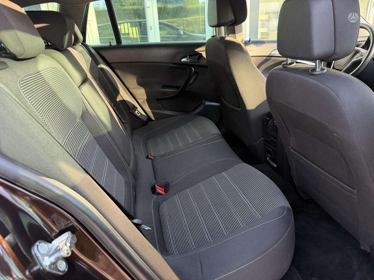 Opel Insignia, 2.0 l., Универсал