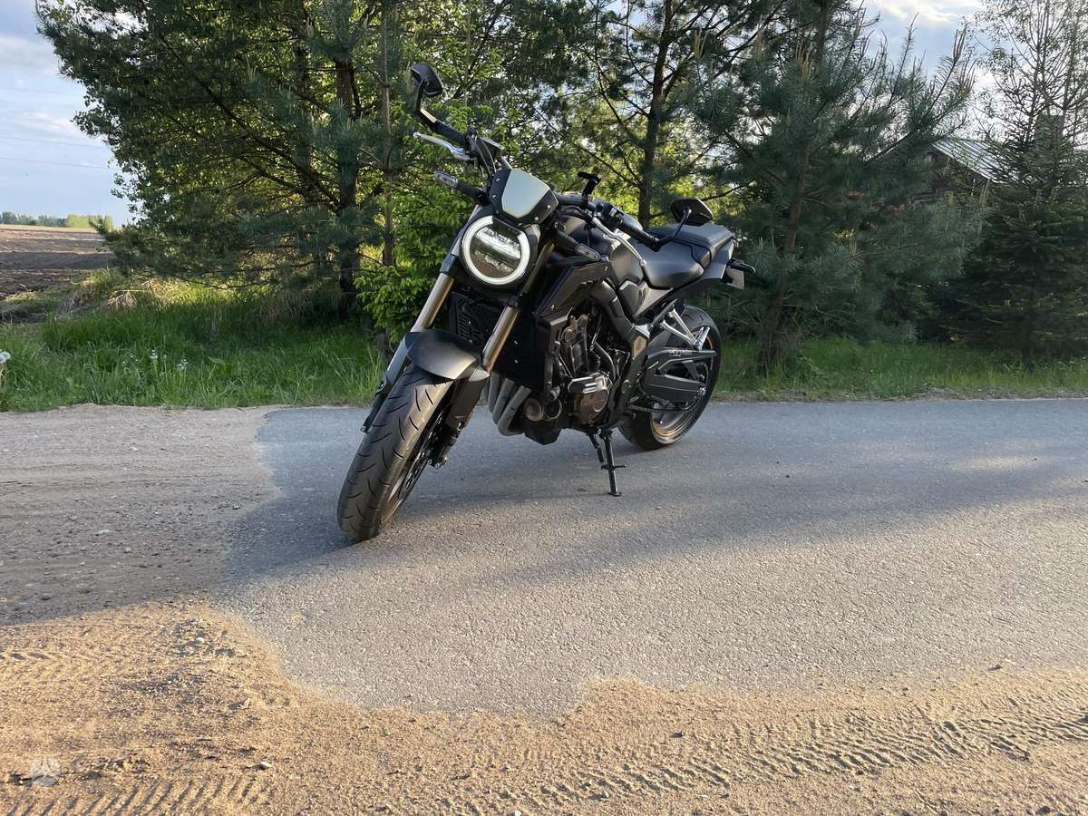 Honda CB 650cc, street / classic