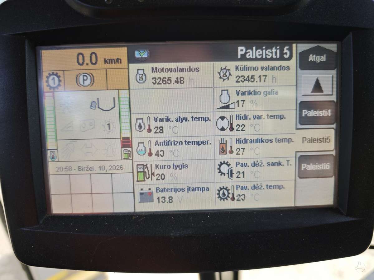 New Holland CX8080, combine harvesters