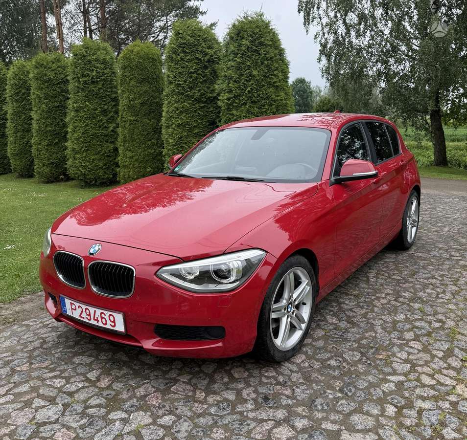 BMW 120, 2.0 l., hatchback