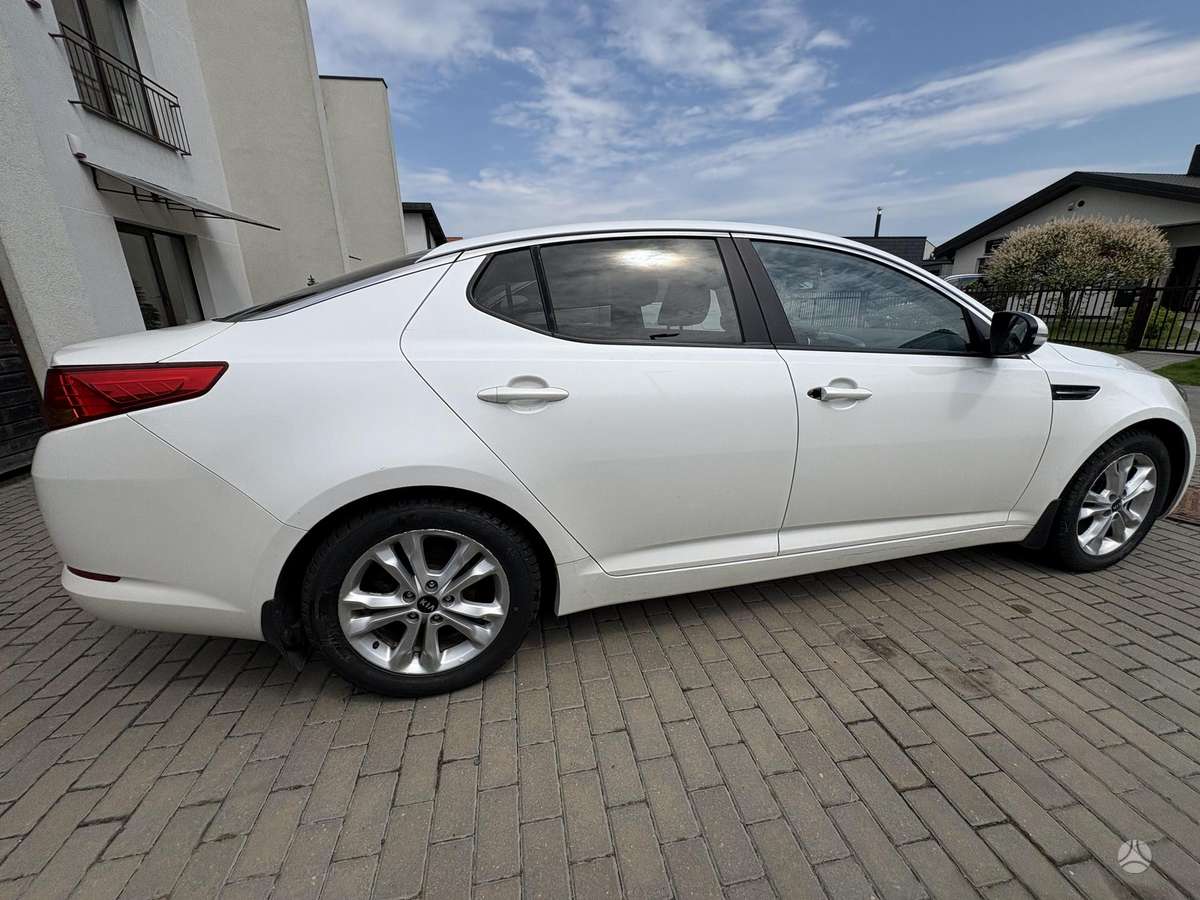Kia Optima, 1.7 l., Седан