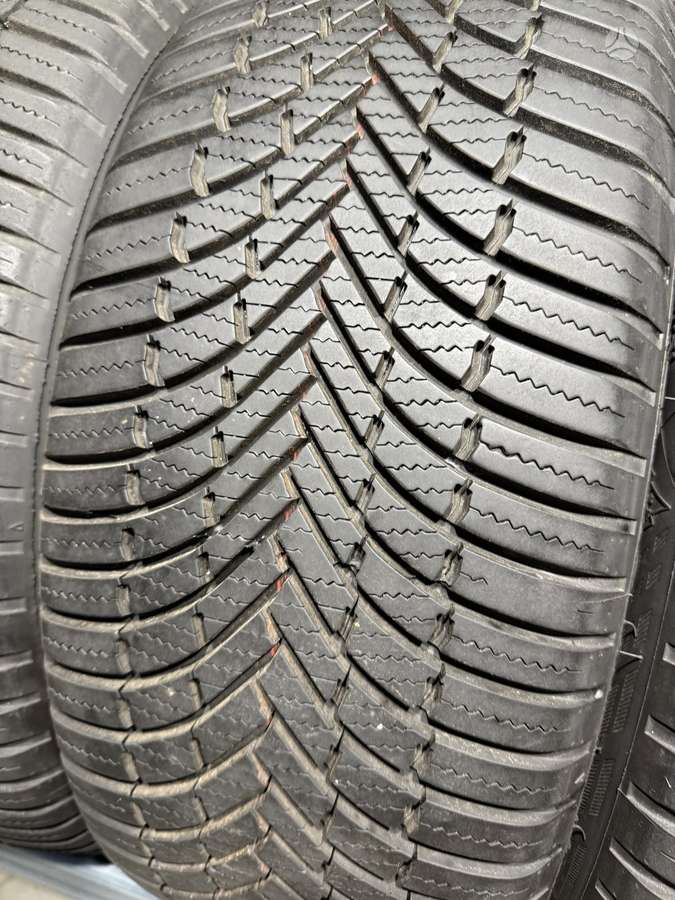 Firestone Multiseason//2024m, всесезонные 225/55 R18