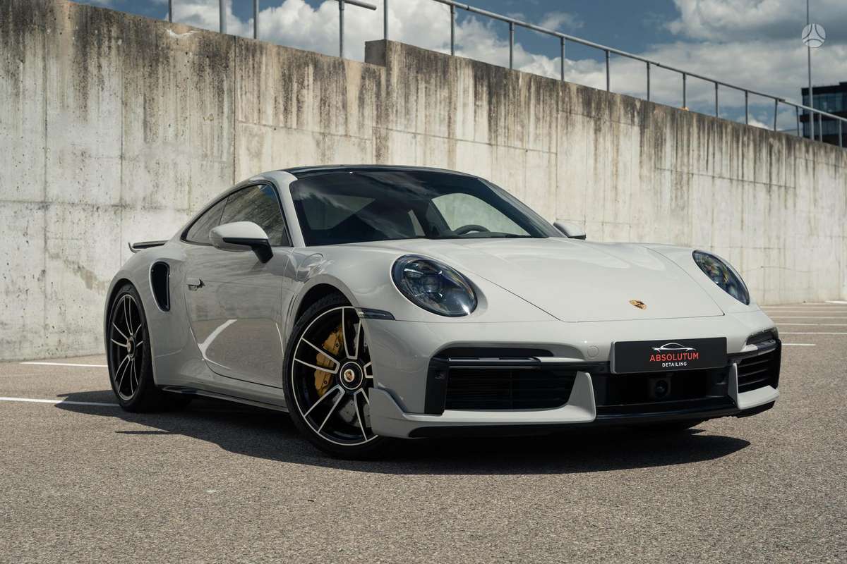 Porsche 911 - 1