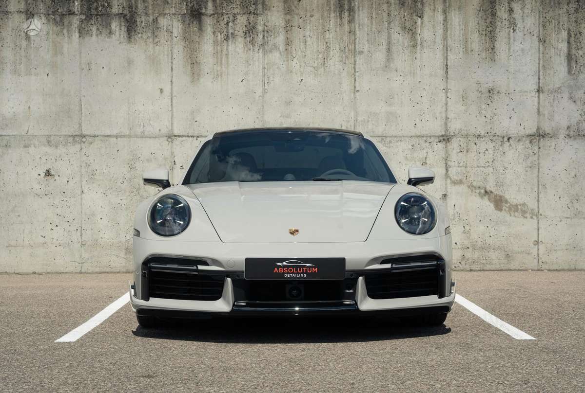 Porsche 911 - 4