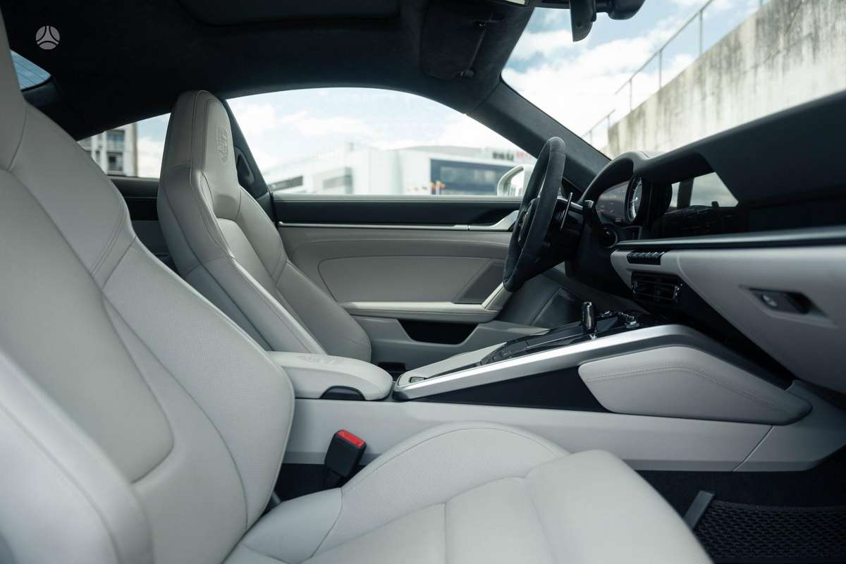 Porsche 911 - 11