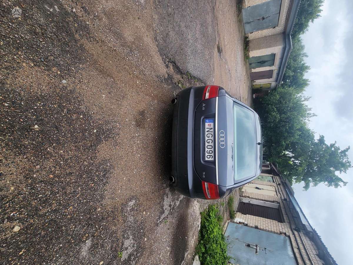 Audi A6, 3.2 l., saloon / sedan
