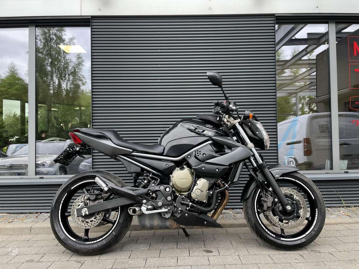 Yamaha XJ 600cc, street / classic