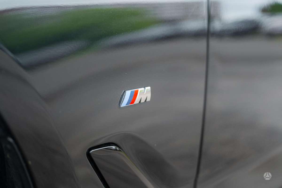 BMW 520, 2.0 l., Седан