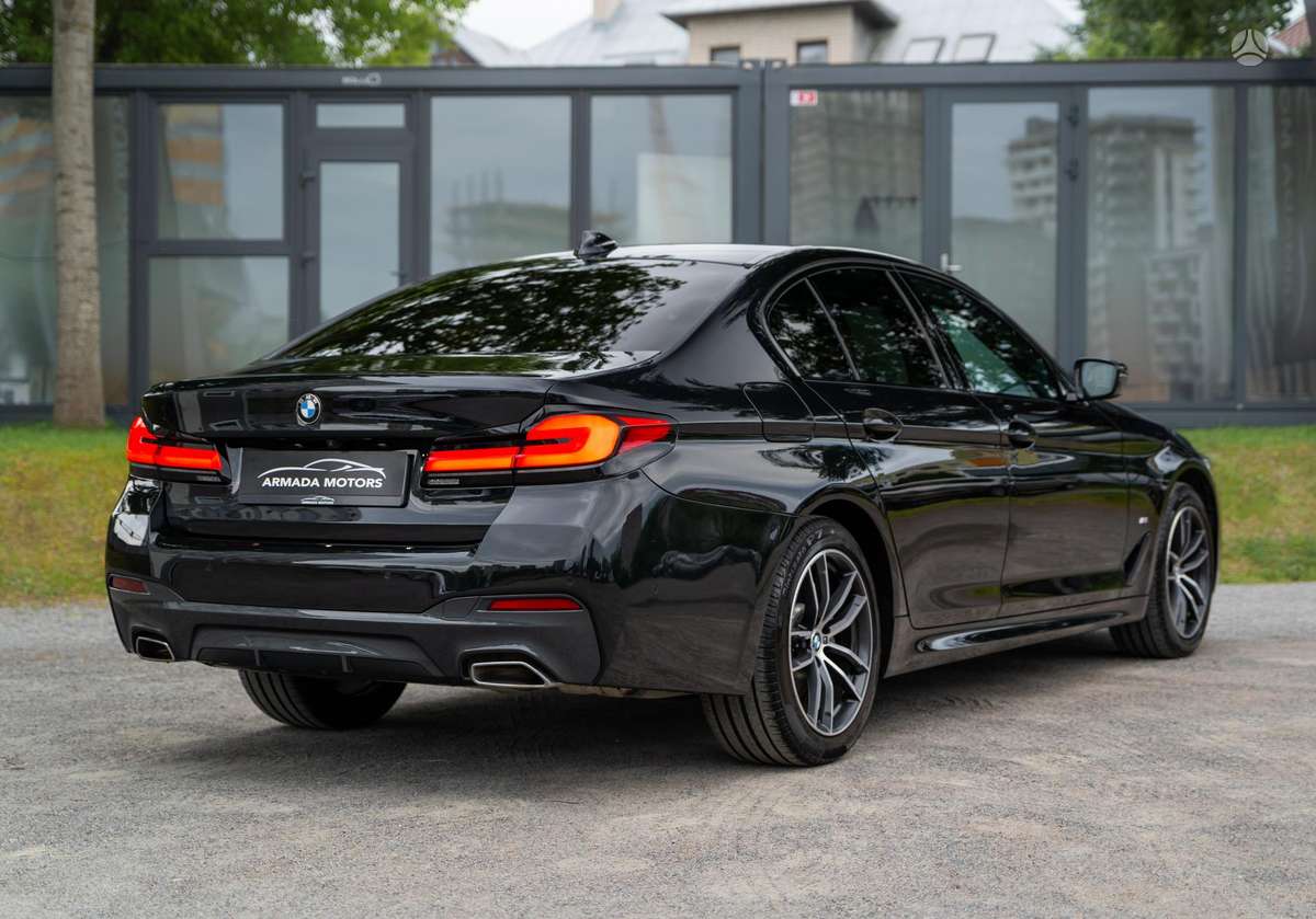 BMW 520, 2.0 l., Седан
