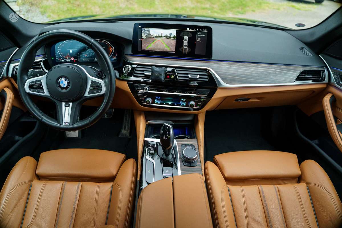 BMW 520, 2.0 l., Седан
