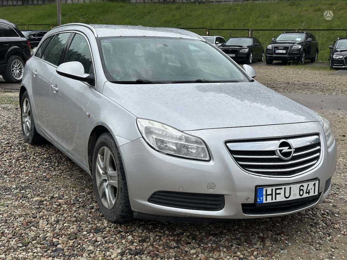 Opel Insignia, 2.0 l., Хэтчбек