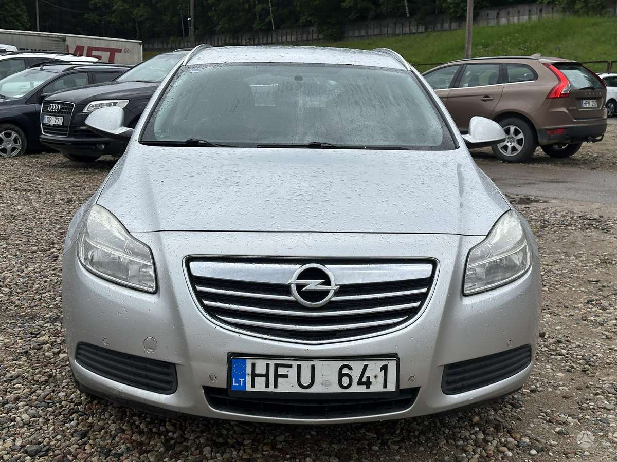 Opel Insignia, 2.0 l., hatchback