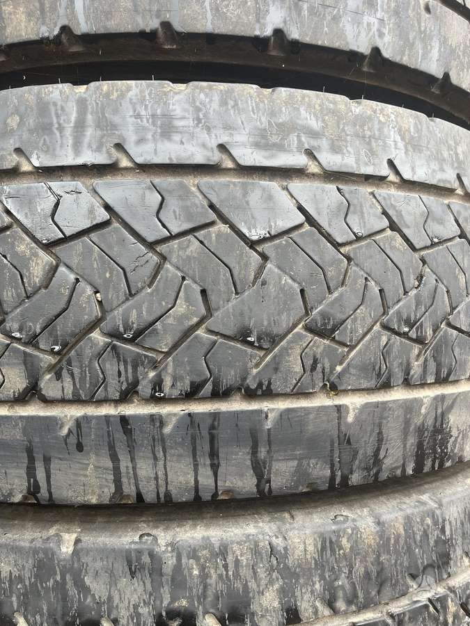 Goodyear, всесезонные 295/55 R22,5