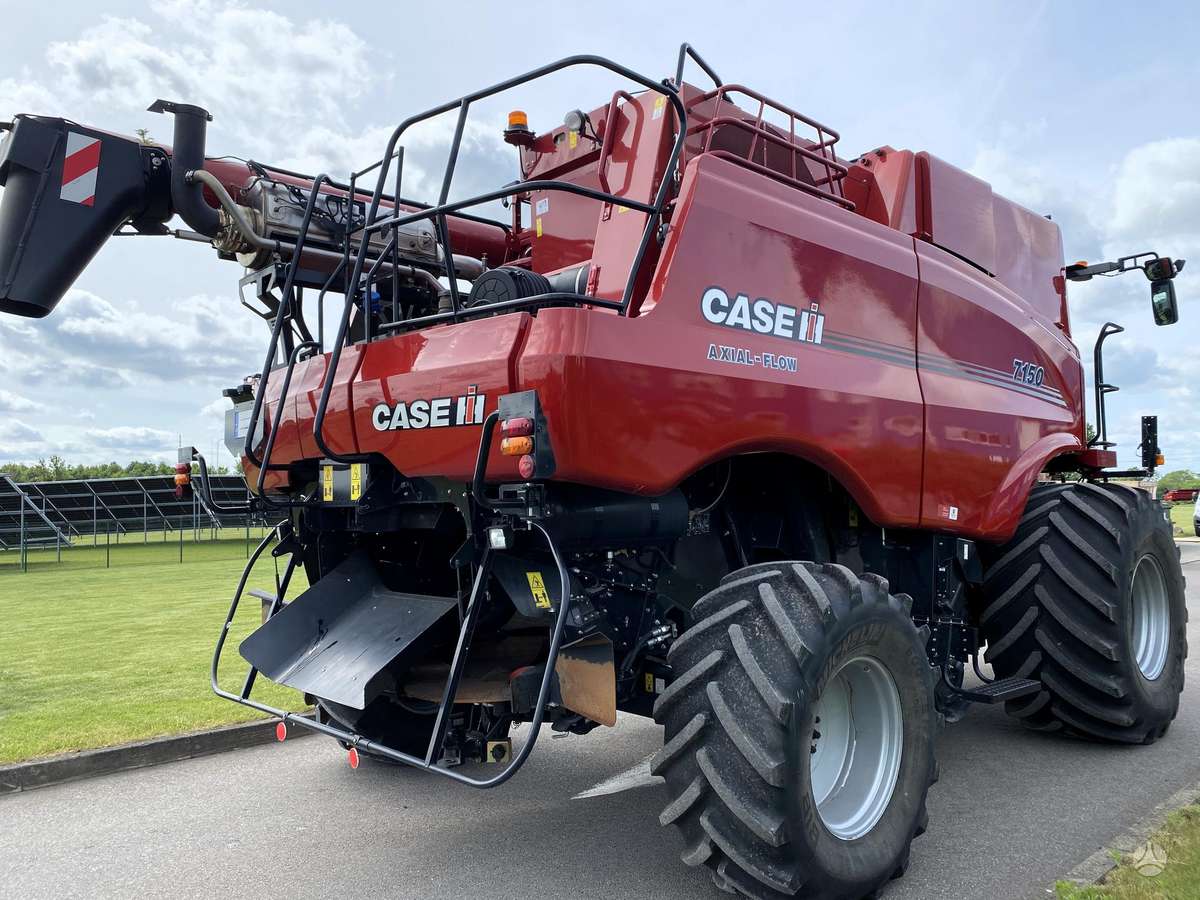 Case-IH AF 7150, kombaini