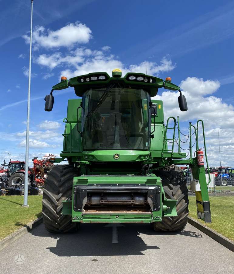 John Deere S785, kombaini