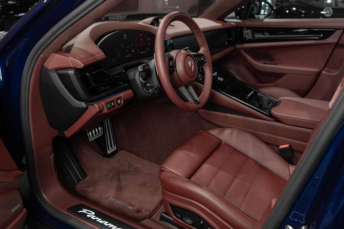 Porsche Panamera - 10