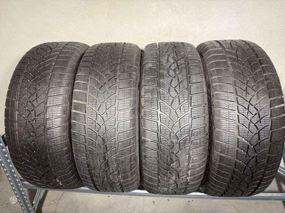 Goodyear Ultragrip performance//2021m, winter 235/55 R18
