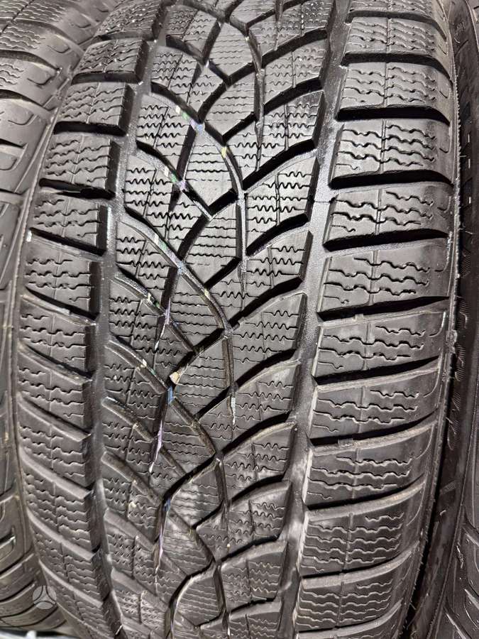 Goodyear Ultragrip performance//2021m, winter 235/55 R18